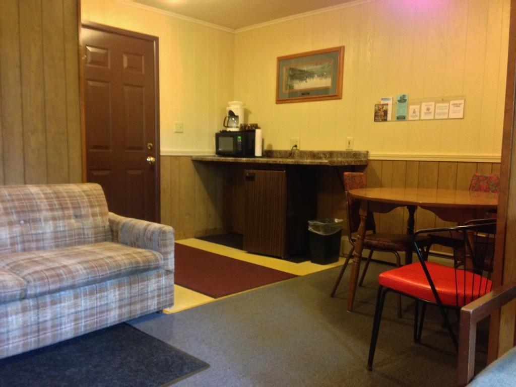 Indianhead Motel Ironwood Quarto foto